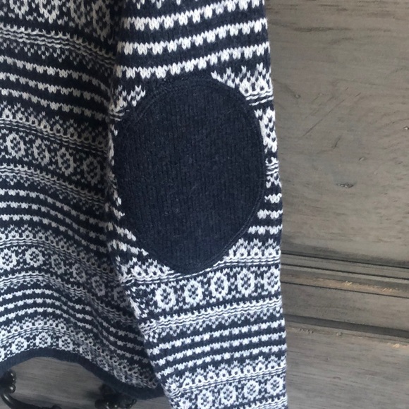 L.O.G.G. H&M Sweater - Picture 3 of 7